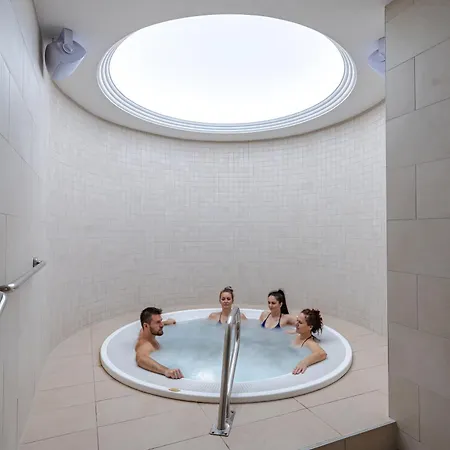 Hotel Kupele - Kupelny Dom Brusnianka