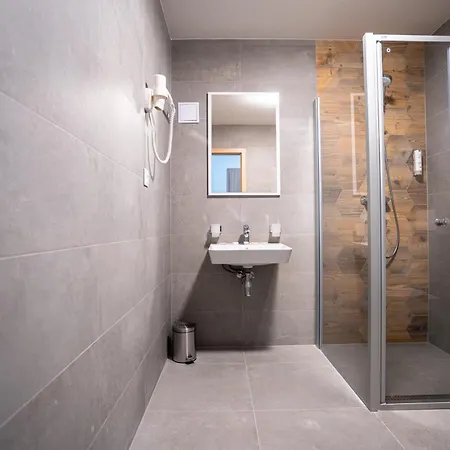 Kupele - Kupelny Dom Brusnianka Hotel 3*