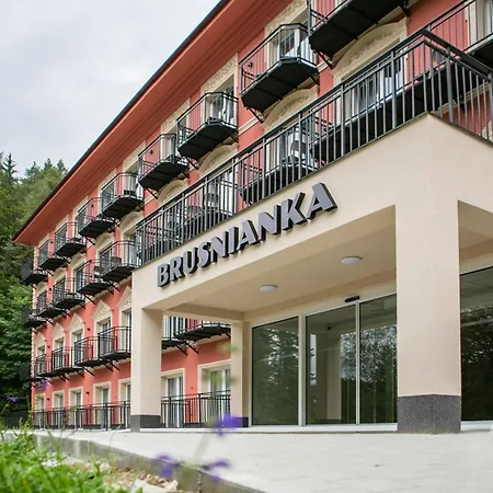 Kupele - Kupelny Dom Brusnianka Hotel